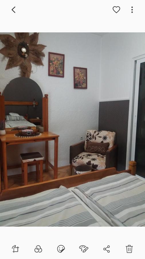Apartman Breza 鲁马 外观 照片